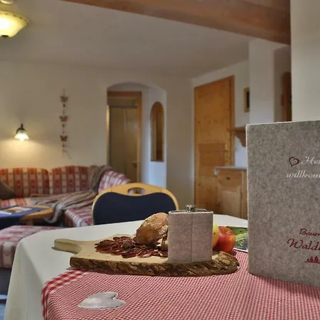 Bio-bauernhof Waldesruh Mit Hofladen Фермерский дом Таннхайм