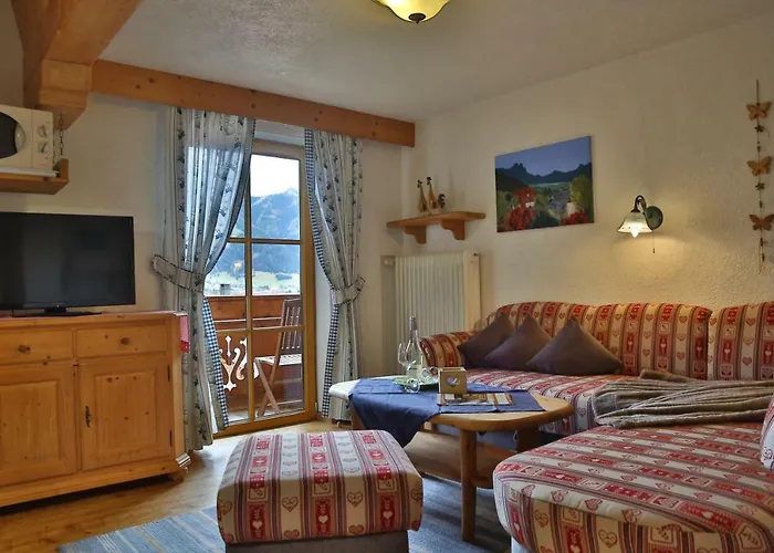 Bio-bauernhof Waldesruh Mit Hofladen